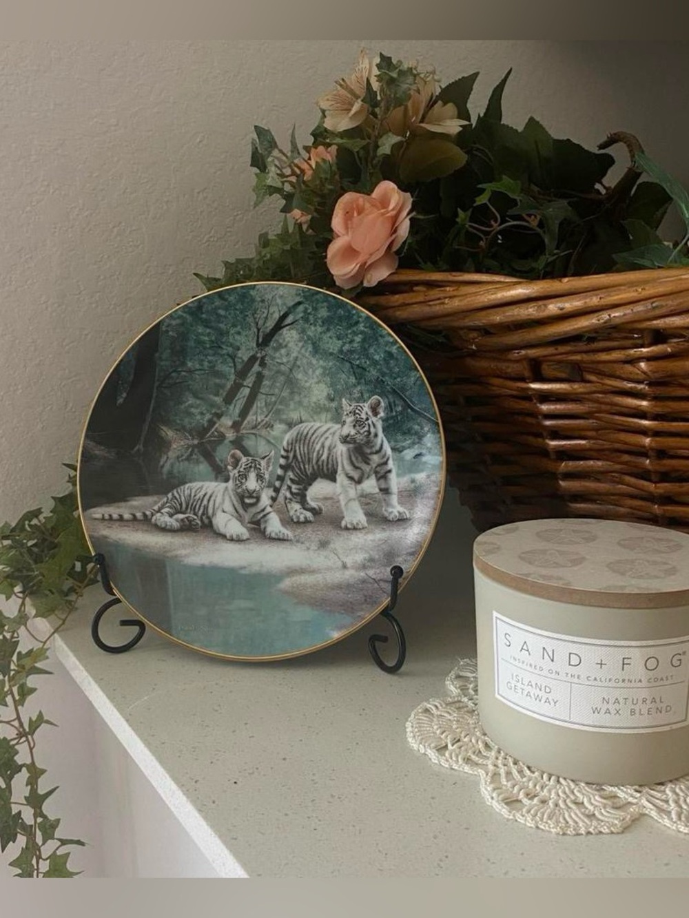 Vintage Decorative Art Plate